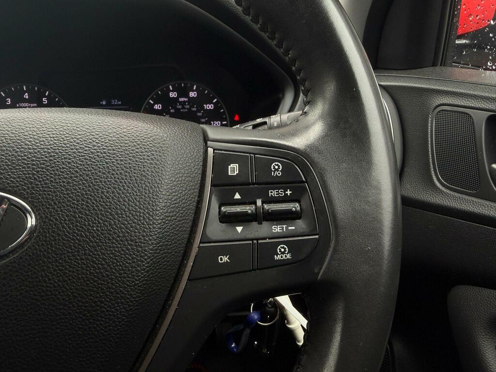 Hyundai I20 1.2 S White #20