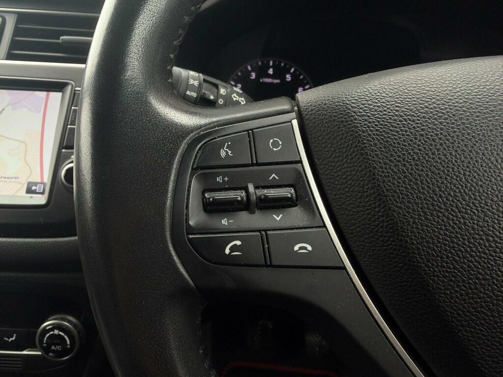 Hyundai I20 1.2 S White #21