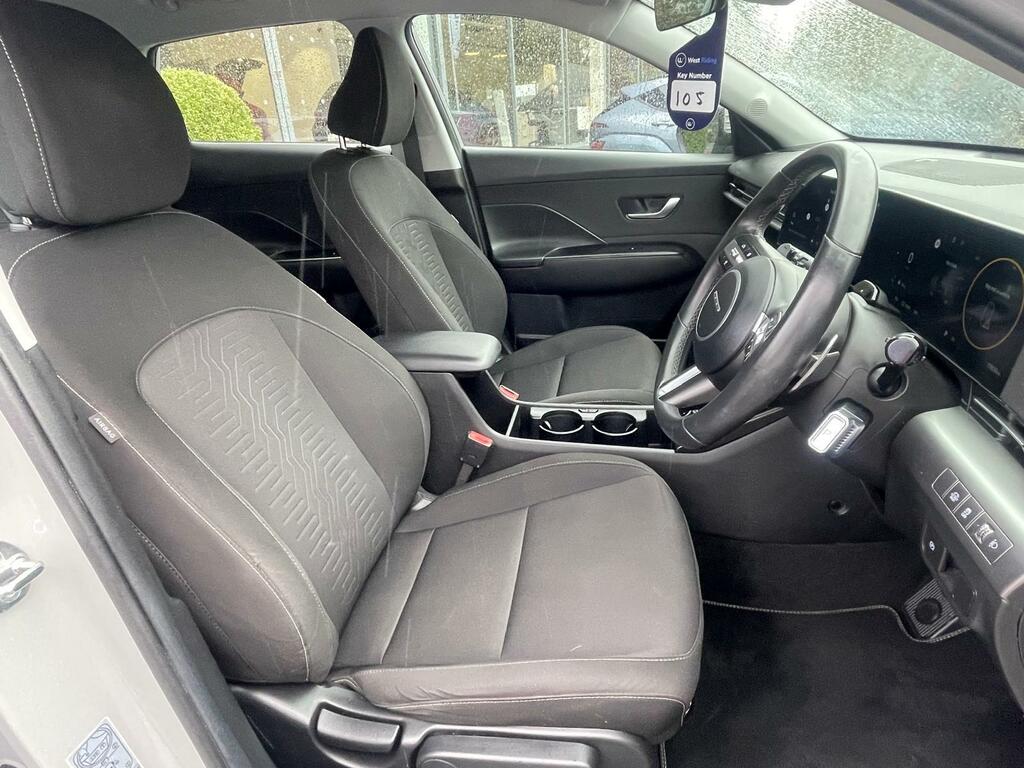 Hyundai Kona Hatchback Grey #8