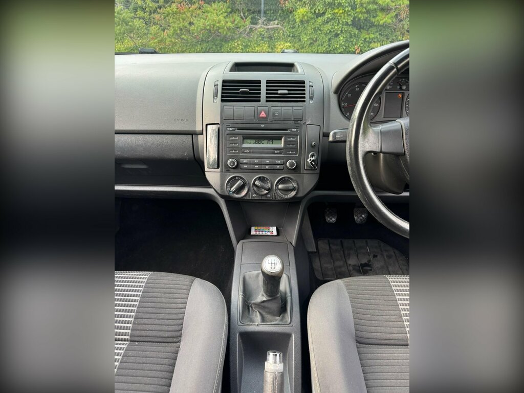 Volkswagen Polo 1.2 E Grey #28