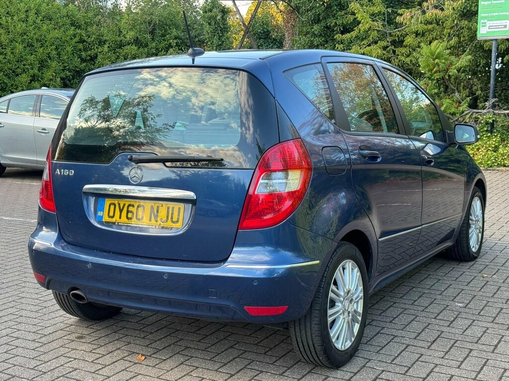 Mercedes-Benz A Class 1.5 Blueefficiency Avantgarde Se Black #4