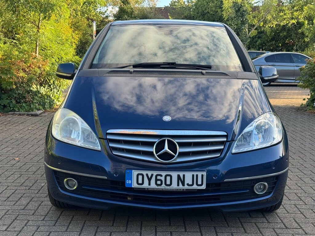 Mercedes-Benz A Class 1.5 Blueefficiency Avantgarde Se Black #5