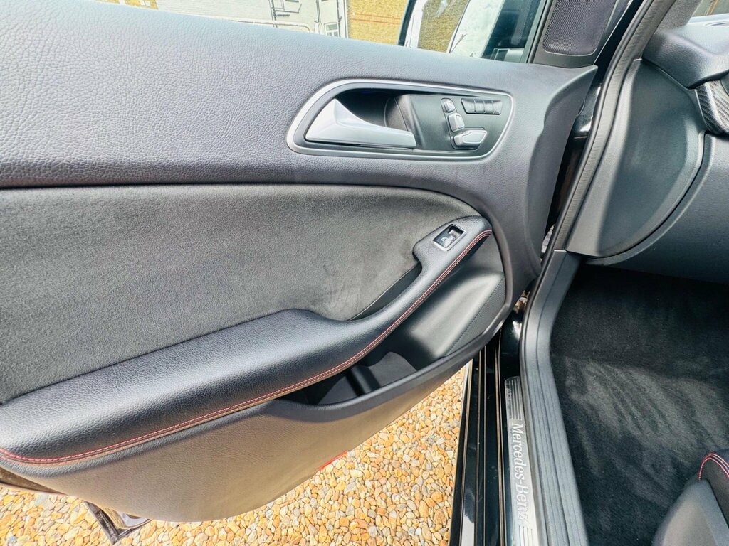 Mercedes-Benz B Class B180d Se Blue #24