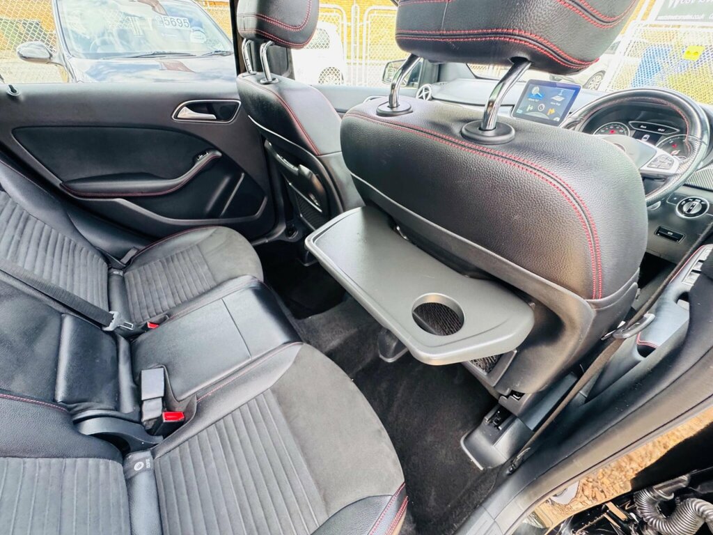 Mercedes-Benz B Class B180d Se Blue #17