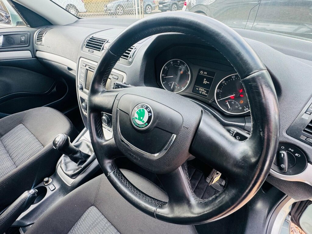 Skoda Octavia 2.0 Vrs Tdi Cr 170 Bhp Blue #18