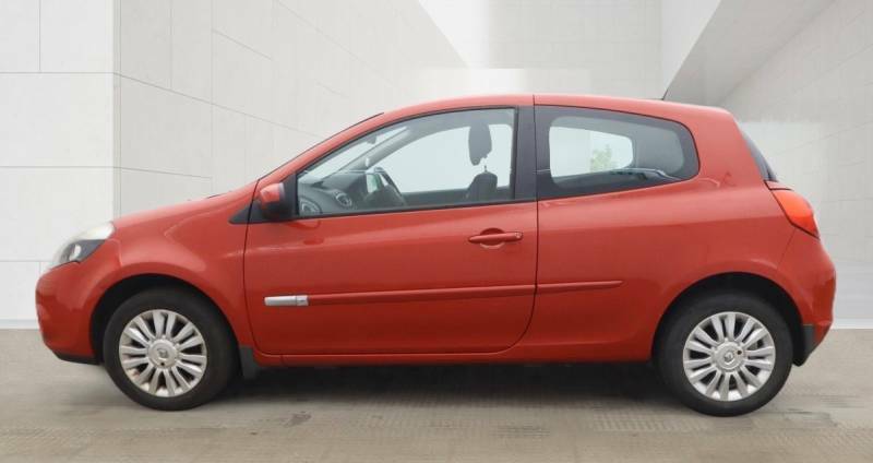 Renault Clio 1.2 16V Expression Red #2