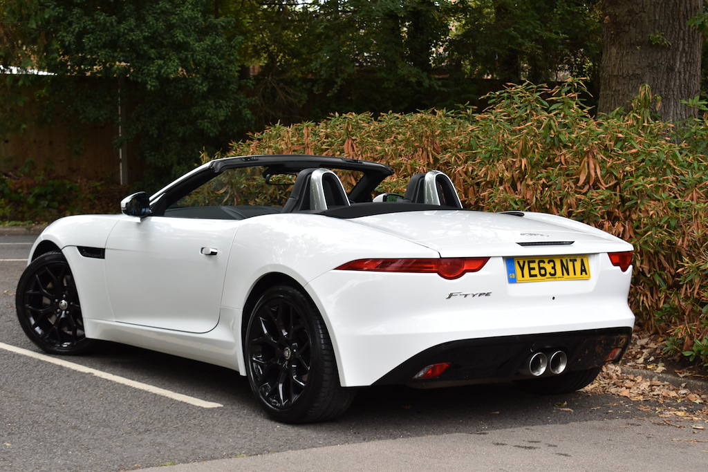 Jaguar F-Type 3.0 L V6 White #6
