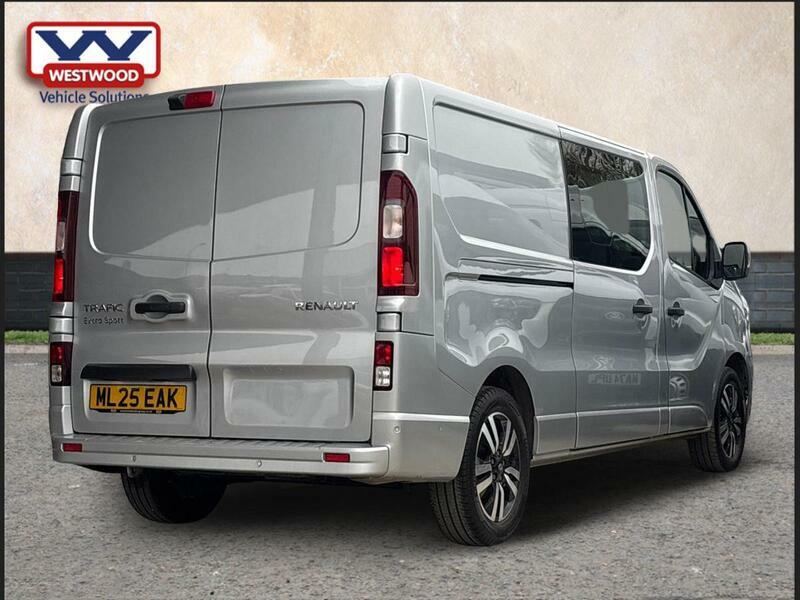 Renault Trafic 2.0 Dci Blue Ll30 Extra Sport Crew Van Edc L2 H1 E #3