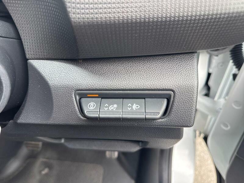 Renault Trafic Sl30 Blue Dci Red #49