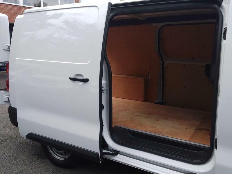 Citroen Dispatch 2.0 Bluehdi 145Ps Van Enterprise White #40