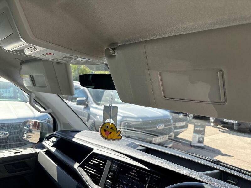Volkswagen Transporter Mpv White #39