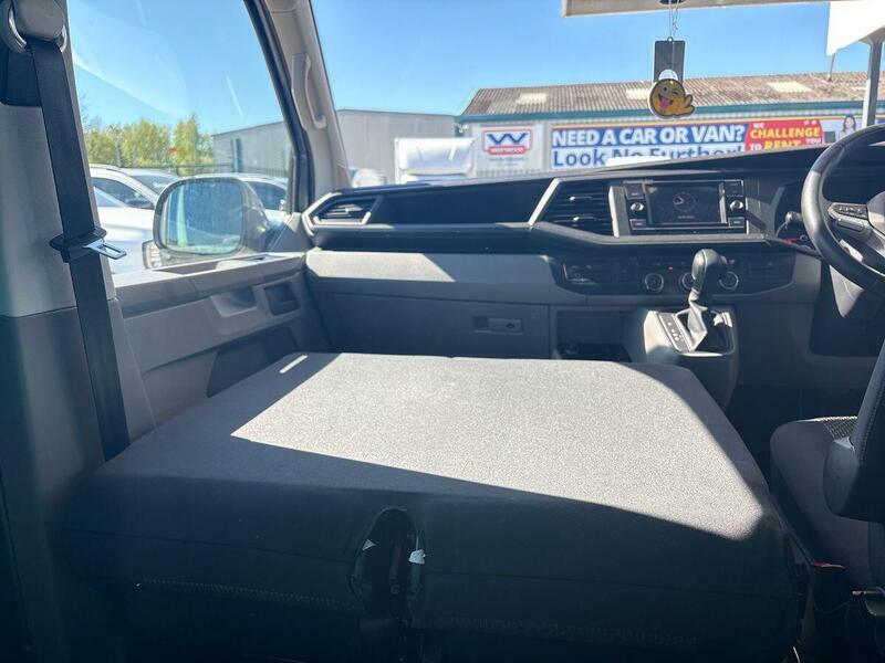 Volkswagen Transporter Mpv White #70