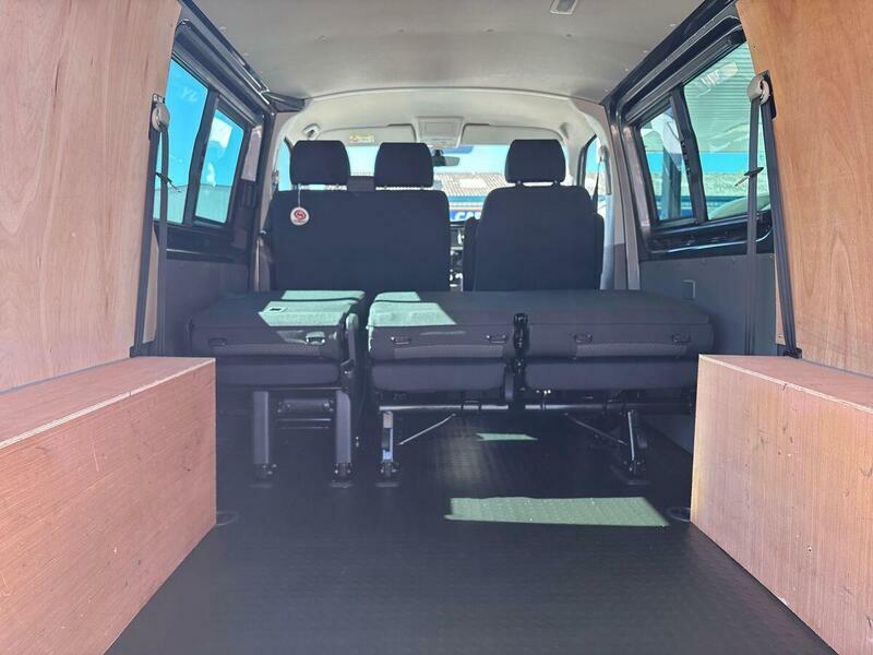Volkswagen Transporter Mpv White #57