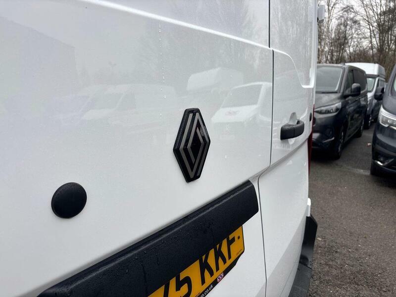 Renault Master 2.0 Dci 35 Advance Mwb Medium Roof Euro 6 Ss #14
