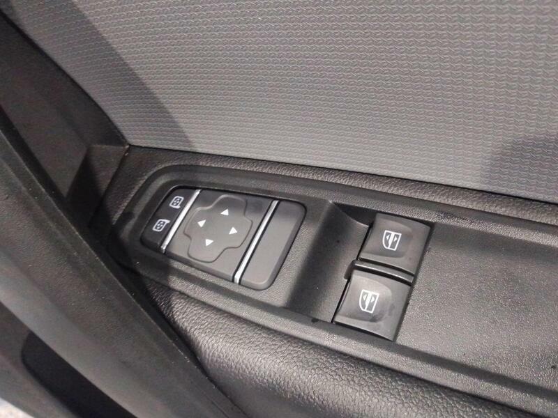 Renault Kangoo L1 E-tech Ml19 90Kw 44Kwh Adce Safety White #57