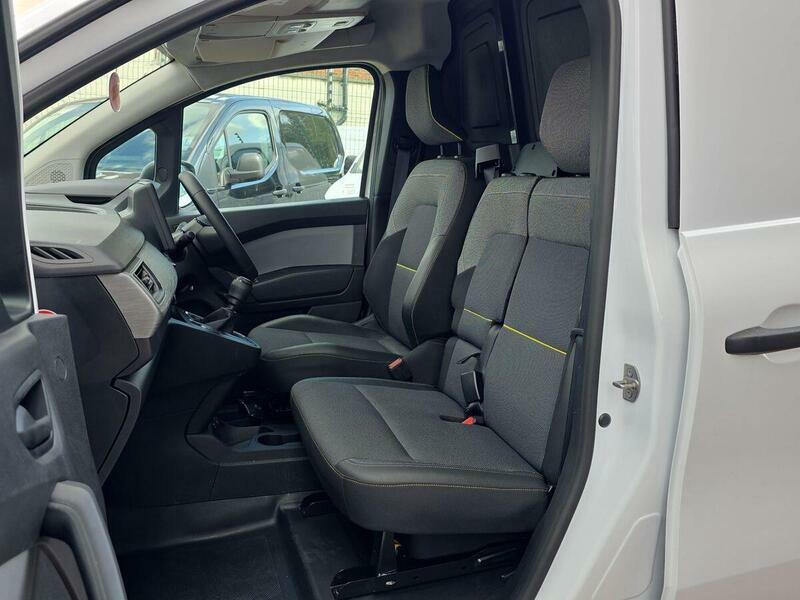 Renault Kangoo L1 E-tech Ml19 90Kw 44Kwh Adce Safety White #20