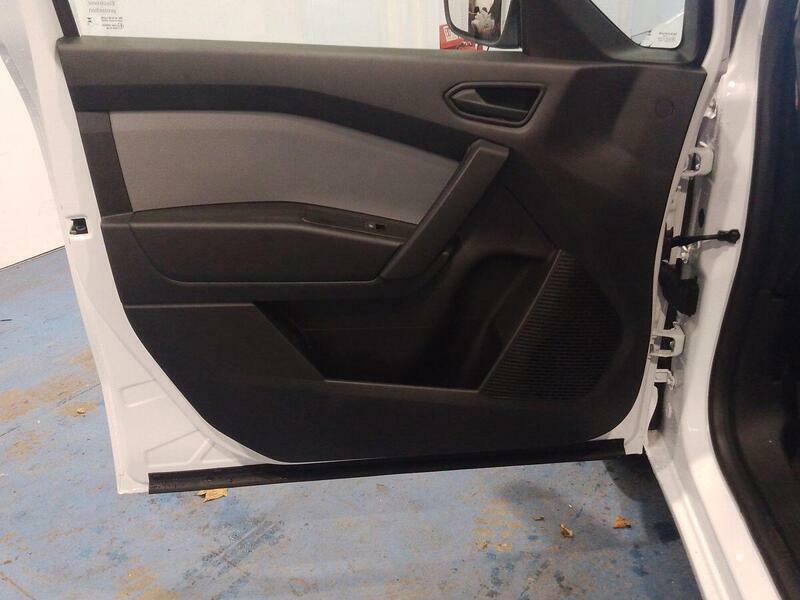 Renault Kangoo L1 E-tech Ml19 90Kw 44Kwh Adce Safety White #76