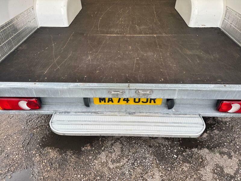 Renault Master Ll35 2.3 Dci 145Bhp 4.1 Metre Grp Luton 500Kg Ta White #15