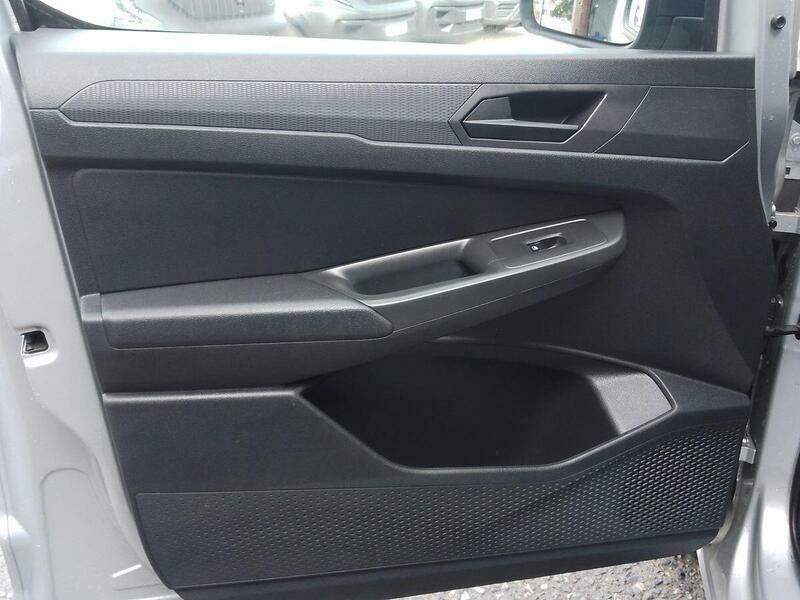 Ford Transit Connect 240 Trend L1 Swb Flexcab 1.5 Ecoboost Phev 15 Black #21
