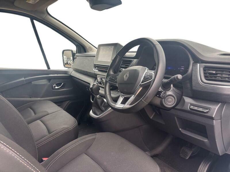 Renault Trafic Trafic Sl30 Blue Dci 130 Advance Safety Van White #70