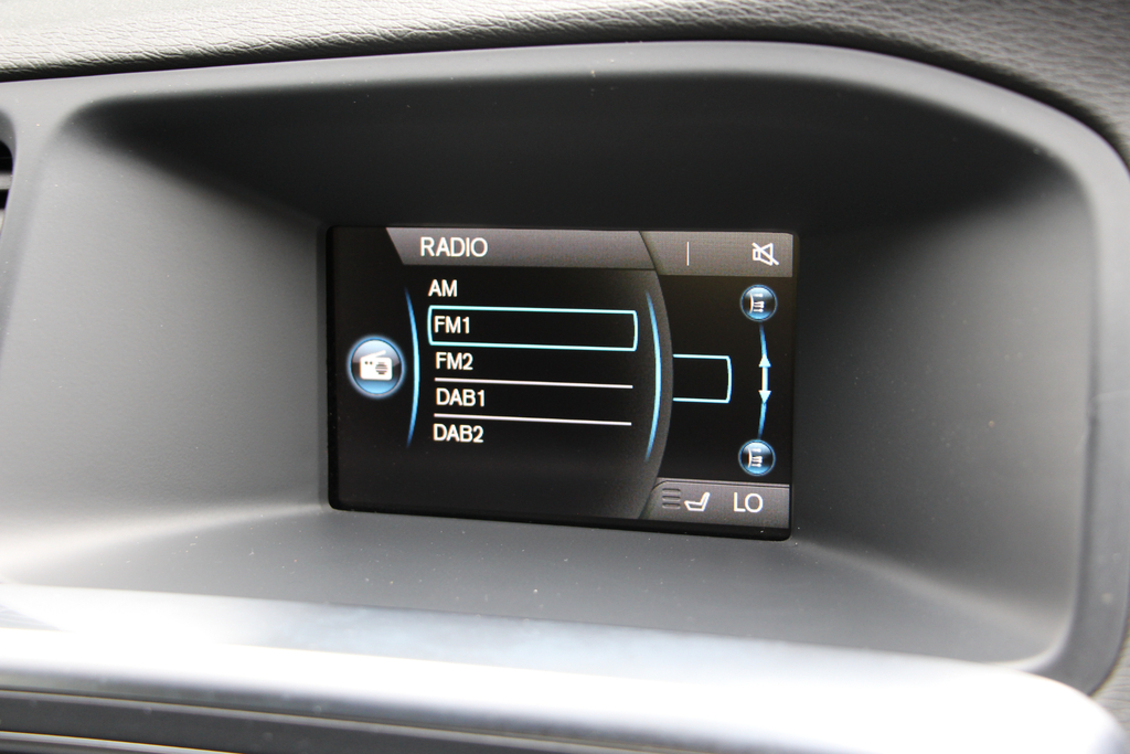 Volvo S60 2L Se Lux Blue #24
