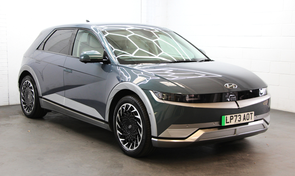 Hyundai Ioniq Automatic White #9