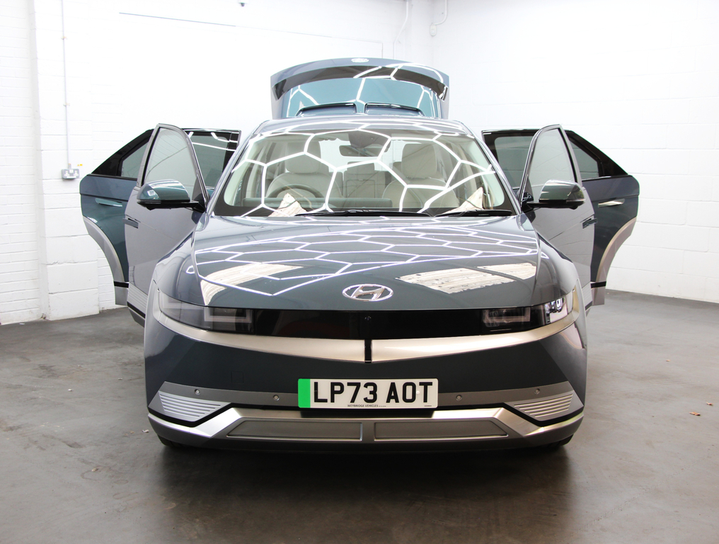 Hyundai Ioniq Automatic White #7