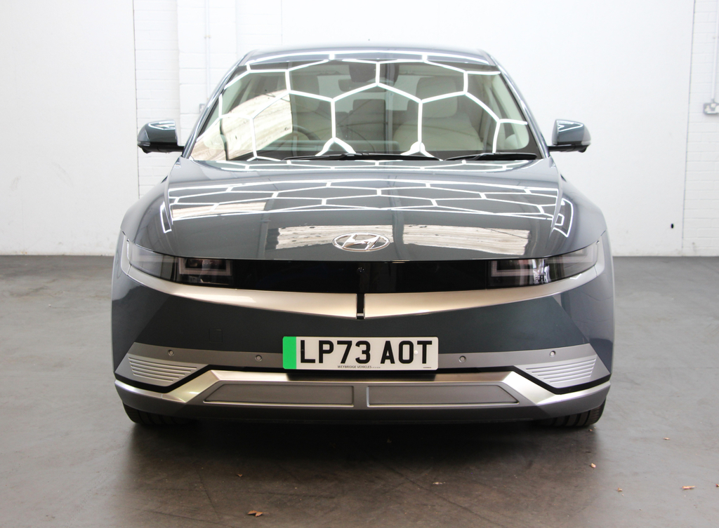 Hyundai Ioniq Automatic White #11