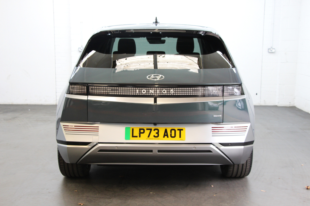 Hyundai Ioniq Automatic White #12