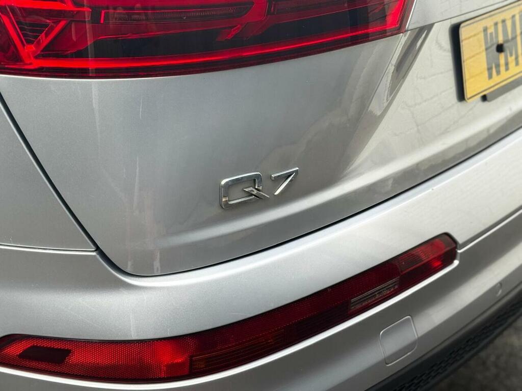 Audi Q7 3.0L Tdi Quattro S Black #36