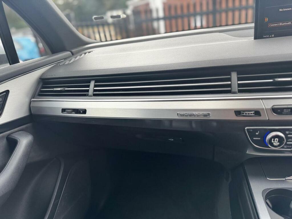 Audi Q7 3.0L Tdi Quattro S Black #43