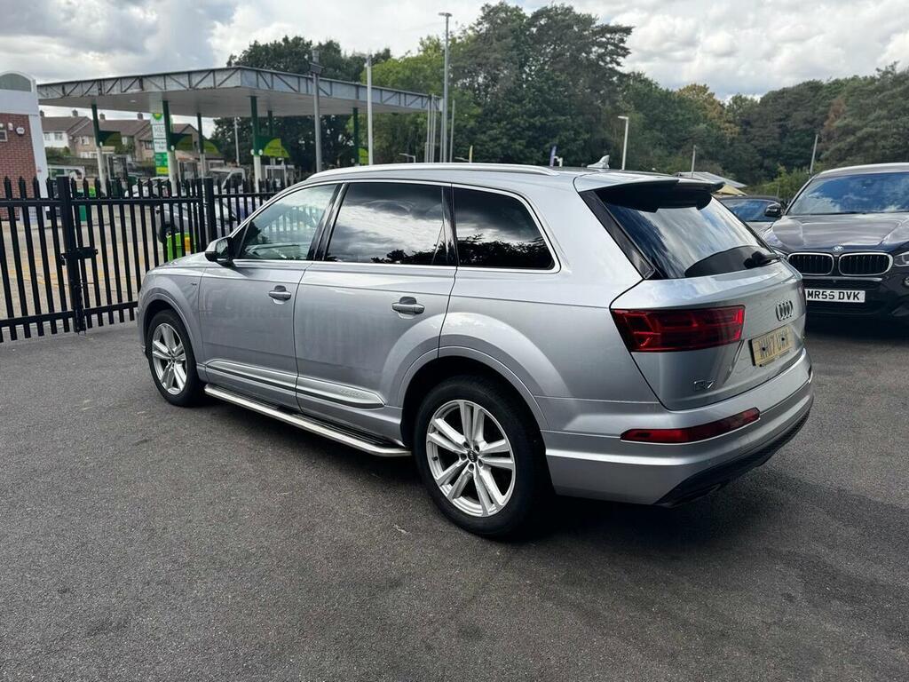 Audi Q7 S Line Silver