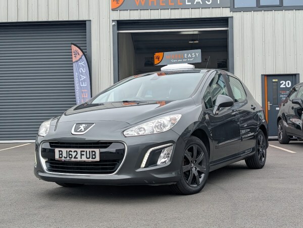 Peugeot 308 Active Black #1
