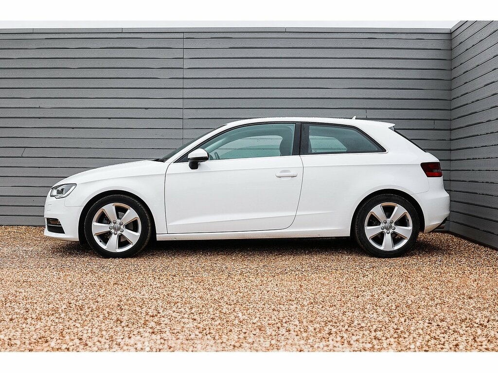 Audi A3 Tdi Sport OW65EZC White #5