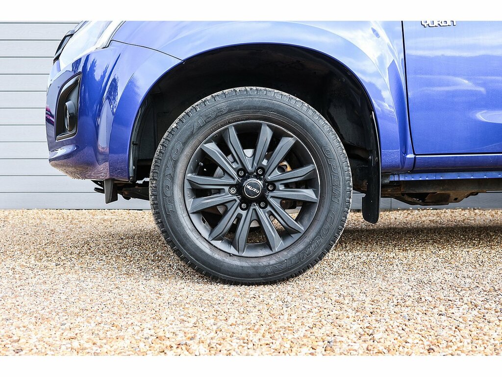 Isuzu D-Max 1.9 Yukon Double Cab 4X4 White #35