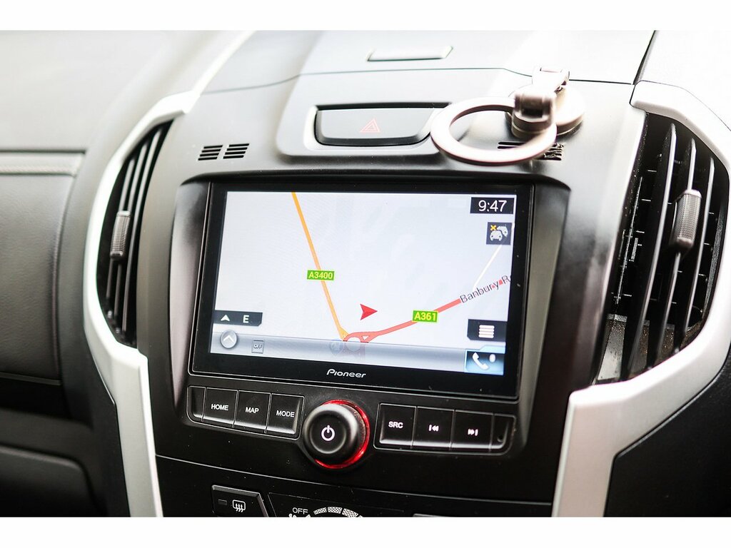 Isuzu D-Max 1.9 Yukon Double Cab 4X4 White #14