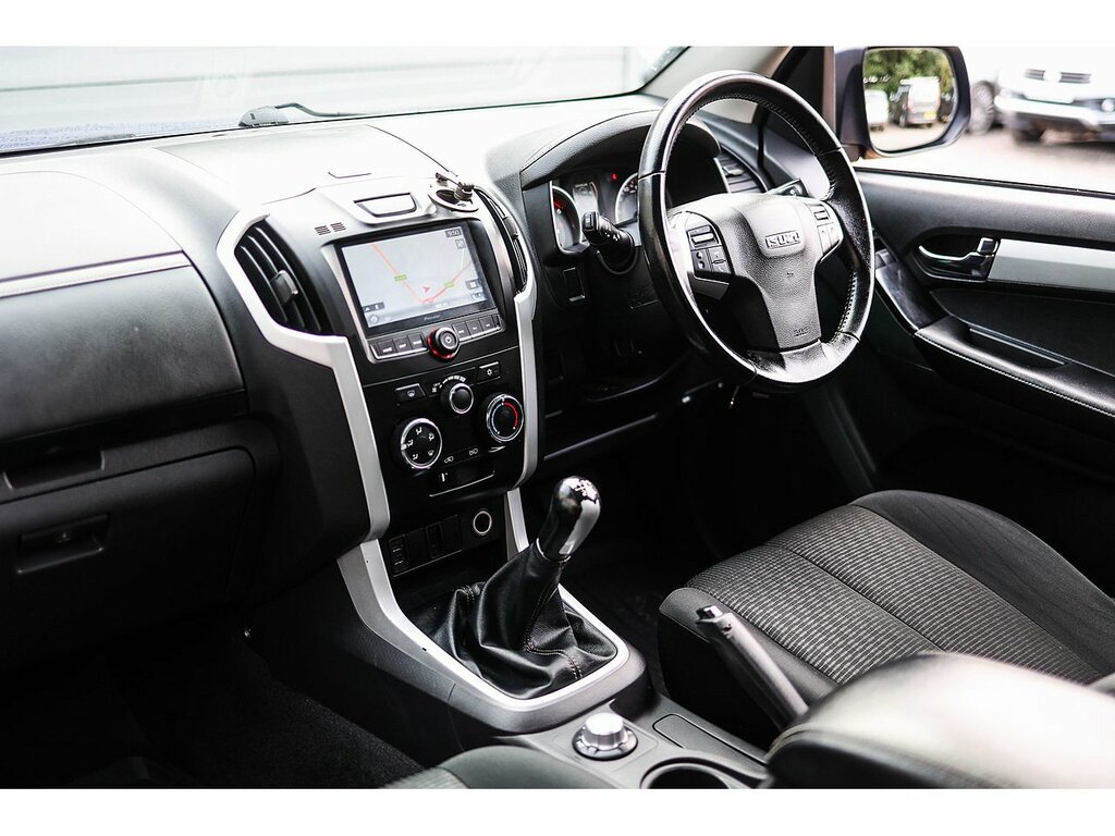 Isuzu D-Max 1.9 Yukon Double Cab 4X4 White #28