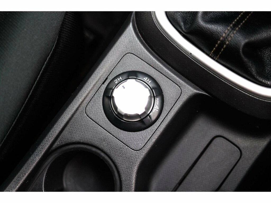 Isuzu D-Max 1.9 Yukon Double Cab 4X4 White #20
