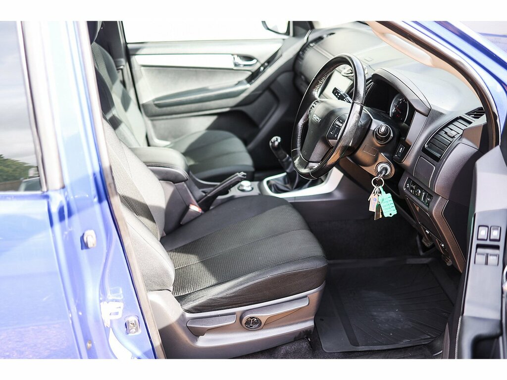 Isuzu D-Max 1.9 Yukon Double Cab 4X4 White #10