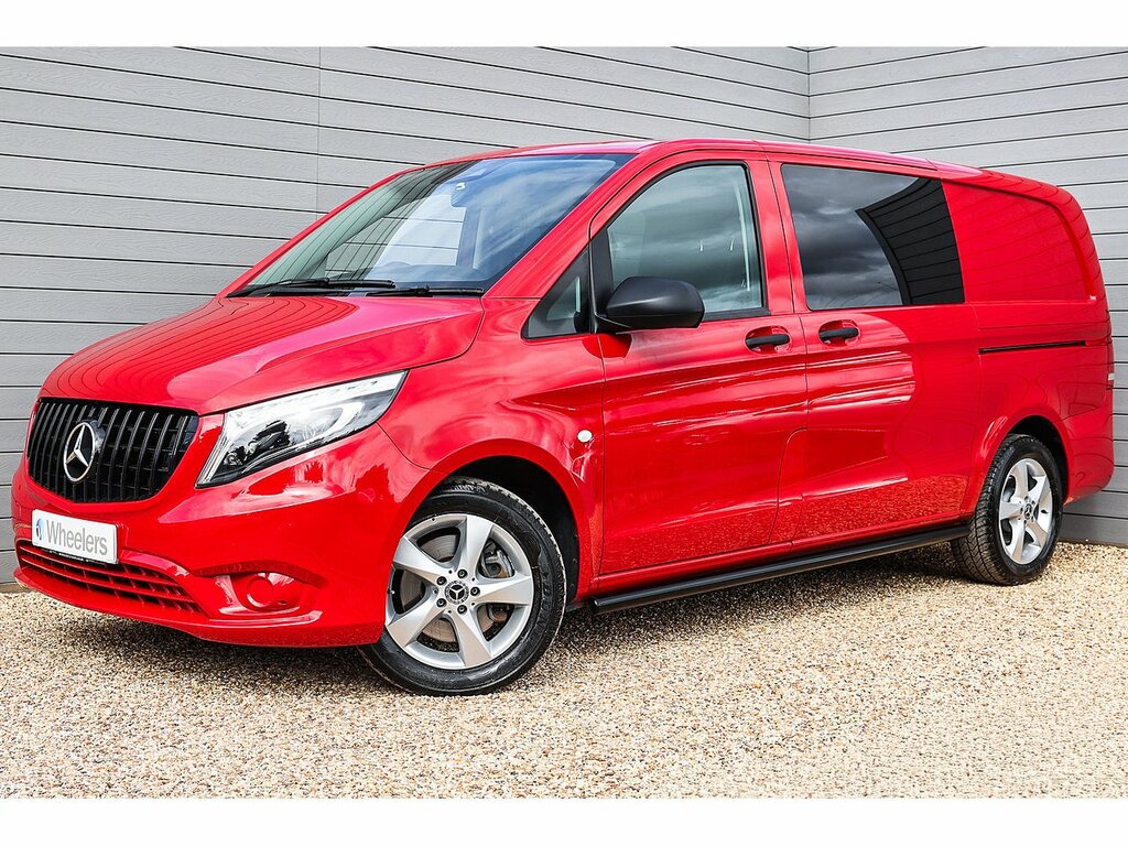 Mercedes-Benz Vito 119 Cdi Bluetec Sport Red