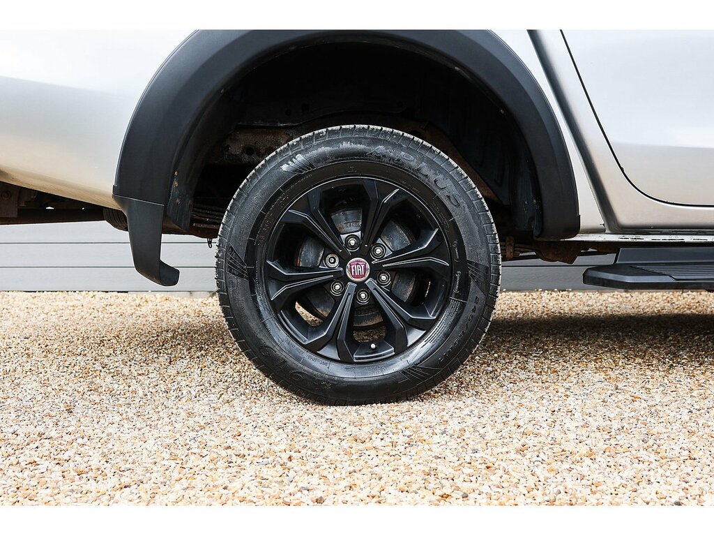 Fiat Fullback 2.4D Cross 4Wd Euro 6 Green #42