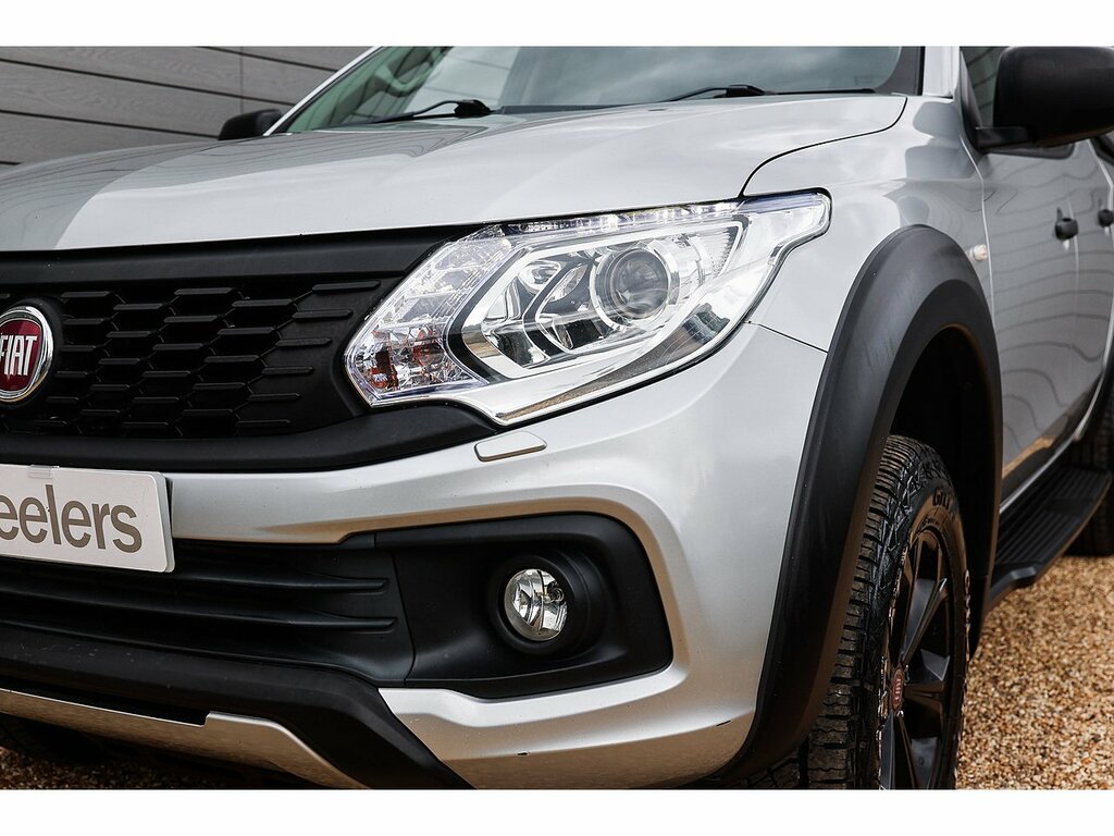 Fiat Fullback 2.4D Cross 4Wd Euro 6 Green #37