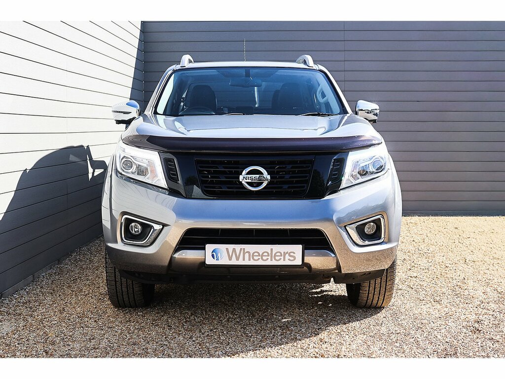 Nissan Navara Dci Tekna Grey #4