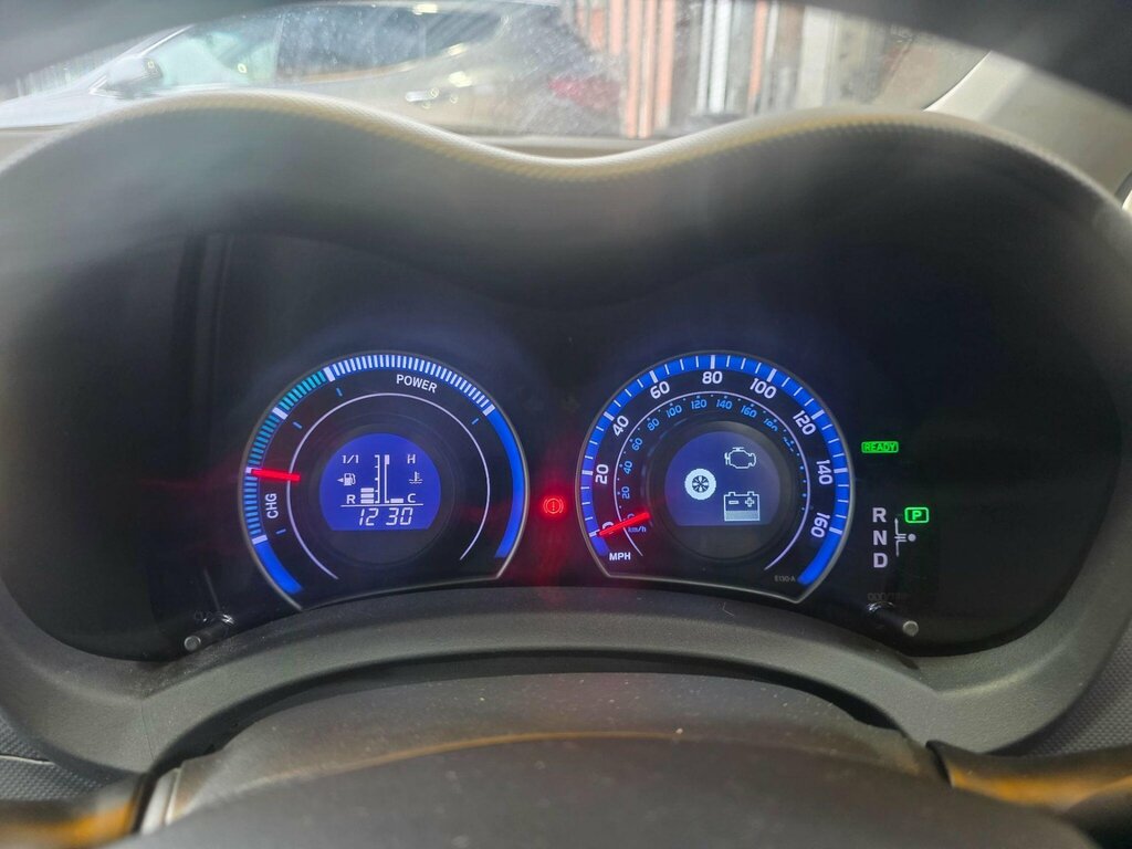 Toyota Auris Hatchback Red #32