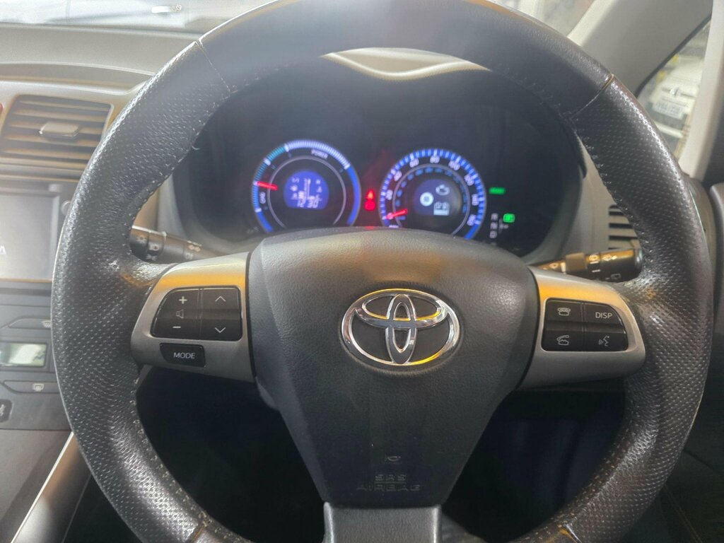 Toyota Auris Hatchback Red #34