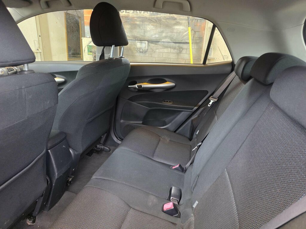 Toyota Auris Hatchback Red #17