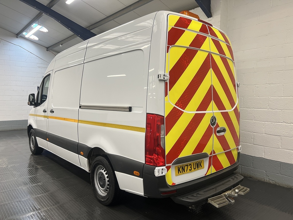 Mercedes-Benz Sprinter 2.0 315 Cdi Progressive Panel Van Manua KN73UWK White #2