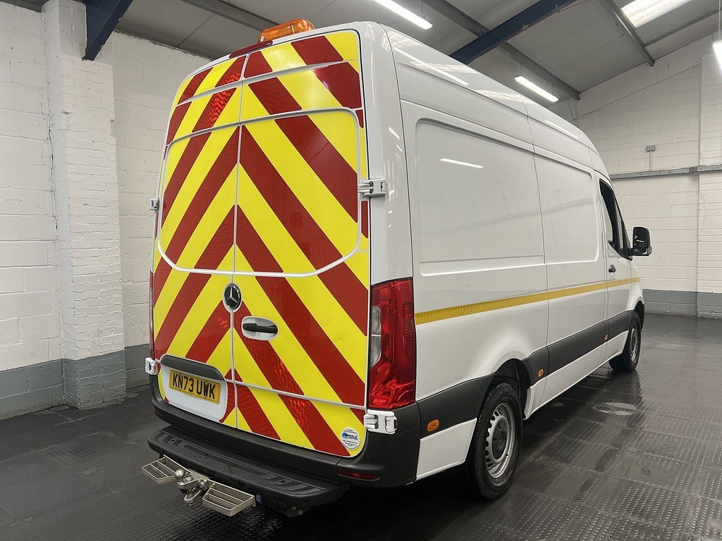 Mercedes-Benz Sprinter 2.0 315 Cdi Progressive Panel Van Manua KN73UWK White #4