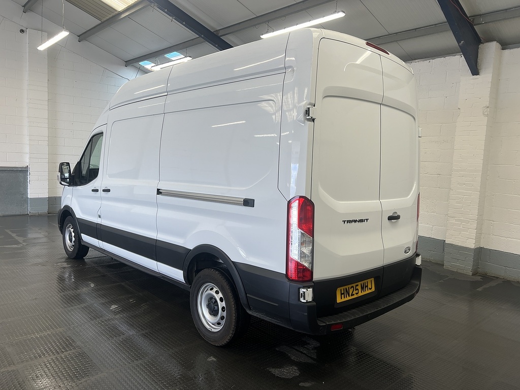 Ford Transit Custom 2.0 350 Ecoblue Leader Panel Van HN25MHJ White #2