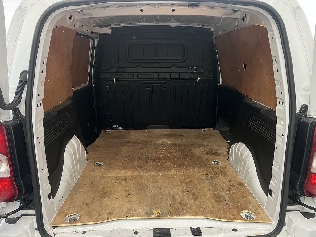 Vauxhall Combo 1.5 Turbo D 2300 Pro Panel Van L White #5